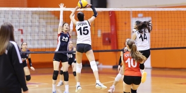 cesmede-ilk-voleybol-lig-maci-heyecani.jpg
