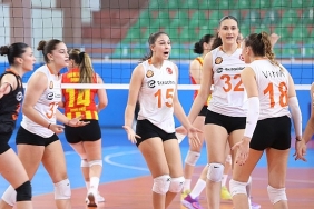 eczacibasi-2-lig-kadin-voleybol-takimi-finalde.jpg