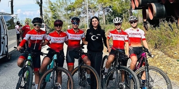 akfen-insaatin-destekledigi-milli-sporcu-ekin-ereke-uluslararasi-basarilarina-bir-yenisini-ekledi.jpg