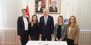 egeli-bilim-insanindan-meme-kanserinin-erken-tanisina-yonelik-yenilikci-proje.jpg