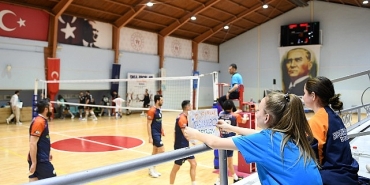 osmangazi-belediyespor-2-lig-yolunda.jpg