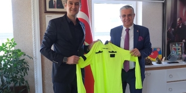 tffhgd-antalya-sube-baskanindan-baskan-topalogluna-ziyaret.jpg