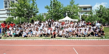 atletizm-pistinde-bayram-coskusu.jpg