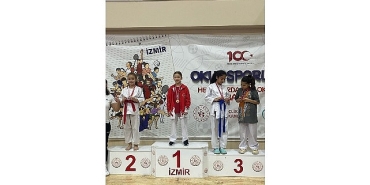 bayraklili-sporcular-14-madalya-ile-sampiyonanin-yildizi-oldu.jpg