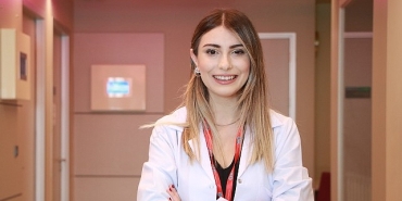 bebekle-kurulan-bag-bebegin-dunyasini-sekillendiriyor.jpg