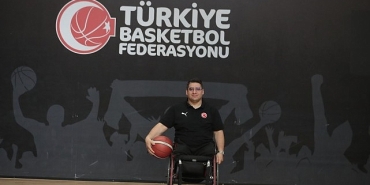 bagcilar-belediyesi-basantrenoru-emrah-elban-u23-milli-takimi-ile-dunya-sampiyonasinda.jpg