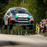 castrol-ford-team-turkiye-finlandiya-rallisinde-podyumda-sampiyonluk-mucadelesi-orta-avrupa-rallisine-tasindi.jpg