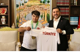 turk-devletleri-ozel-sporcular-down-sendromlular-spor-oyunlari.jpg