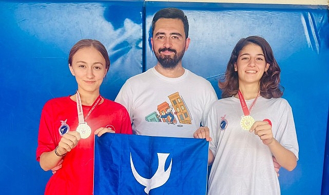 aliagali-kadin-taekwondocular-zirvede.jpg