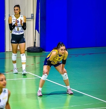 polat-group-didim-belediyespor-kadin-voleybol-takimi-galibiyet-serisini-surdurdu.jpg