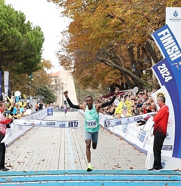 turkiye-is-bankasi-istanbul-maratonu-kitalari-47-kez-birlestiriyor.jpg