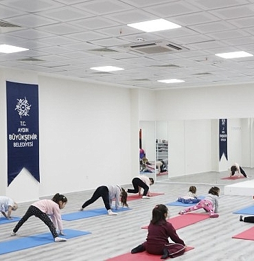 aydin-buyuksehir-belediyesinin-jimnastik-egitimleri-devam-ediyor.jpg