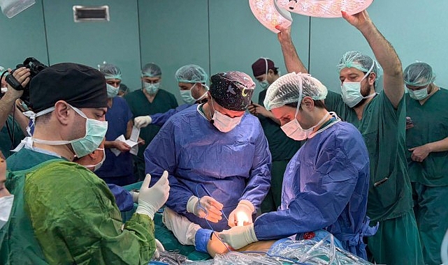 meniskus-cerrahisinde-turkiyede-bir-ilk-deude-gerceklesti.jpg