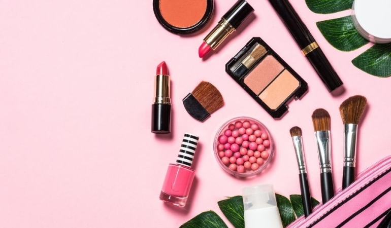 Kozmetik Mağazaları İçin Toptan Bakım Ürünleri Rehberi
