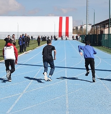 nevsehirde-ozel-sporcular-atletizm-il-sampiyonasi-duzenlendi.jpg
