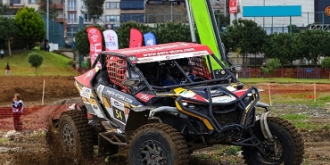 trabzon-offroad-yarisinda-alver-ve-oguz-zirvede.jpg