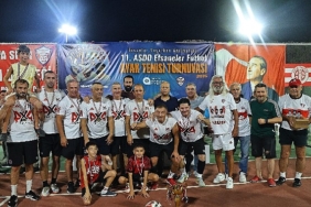 11-asdd-efsaneler-futbol-ayak-tenisi-turnuvasi-sona-erdi.jpg