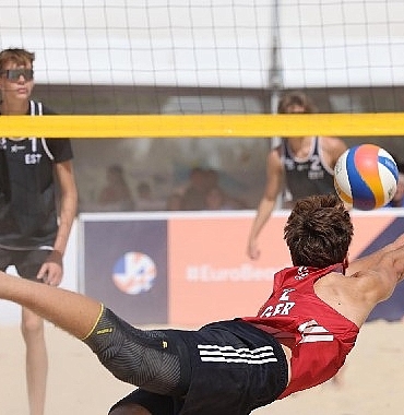 Foça'da yarı finalistler belli oldu