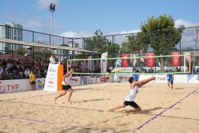 Kadıköy’de Plaj Voleybolu Heyecanı Sona Erdi