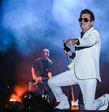 Teoman’dan 95. İzmir Enternasyonal Fuarı’nda müzik şöleni