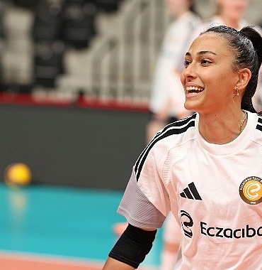 Eczacıbaşı Peron İstanbul, sezonun ilk maçında Nilüfer Belediyespor Eker deplasmanında