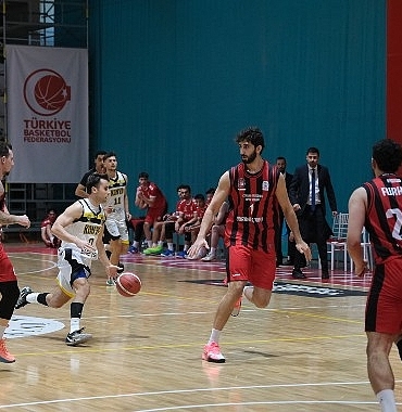 Konya Büyükşehir Belediyespor Gelişim Spor Kulübü, Sezona Galibiyetle Başladı